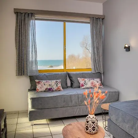 El Mar Apartment